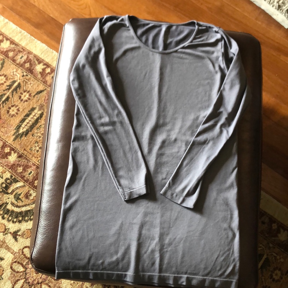 Grey xtra long top
